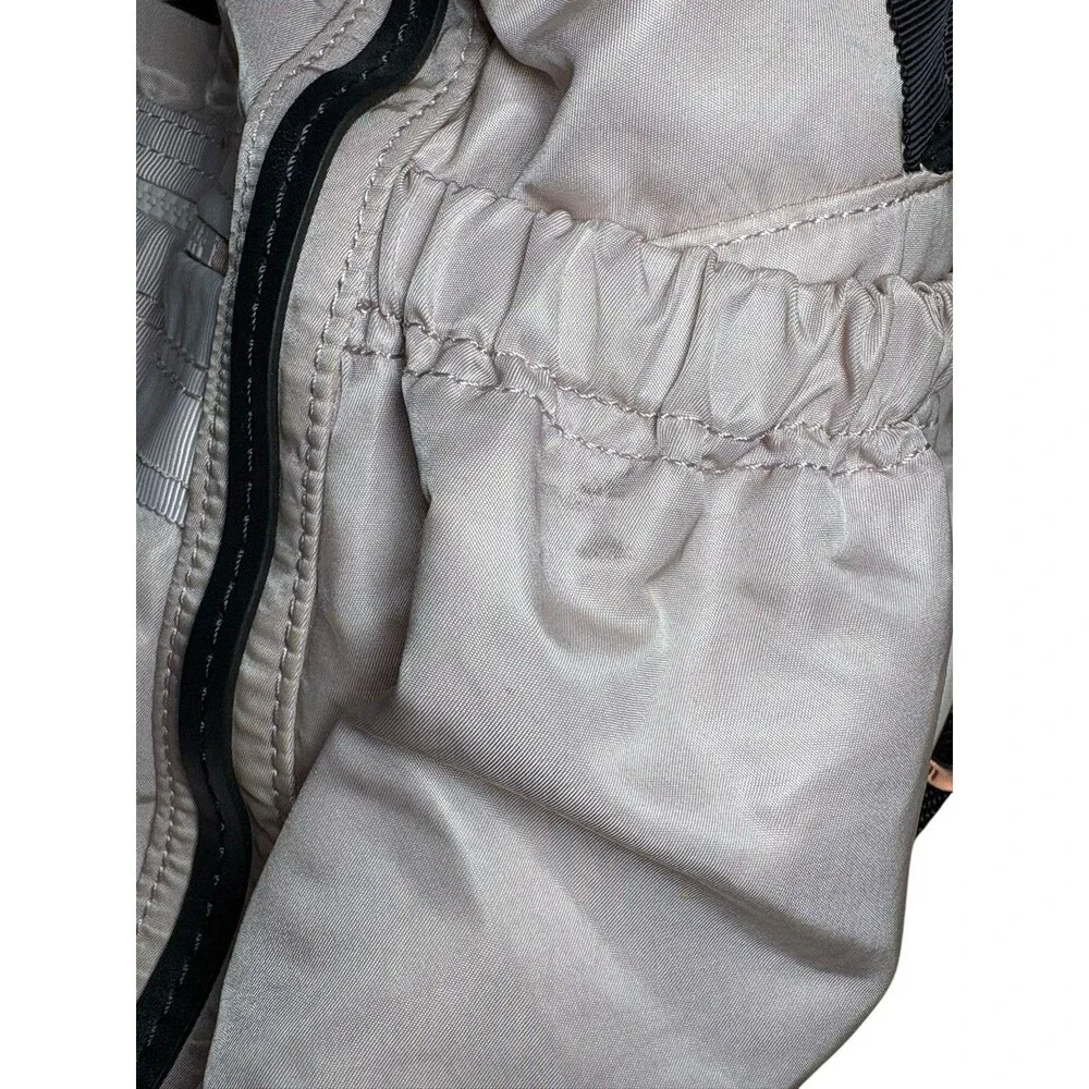Lululemon Weekend Warrior Bag in Prisma Embossed Neutral Blush Shoulder Travel - Picture 6 of 16